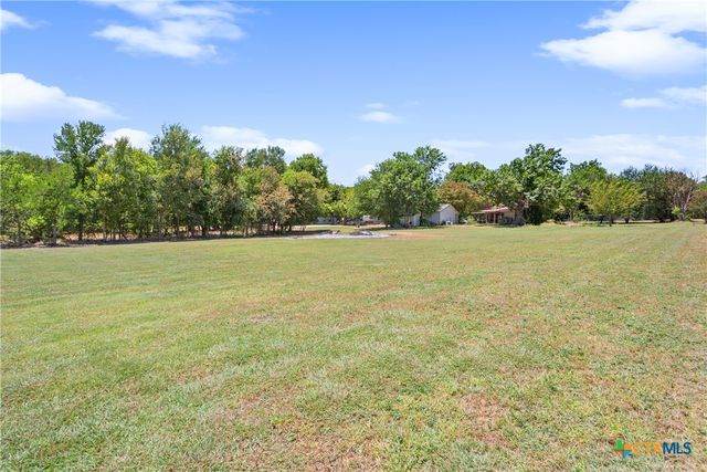 22712 N  12th St, Buckholts, TX 76518