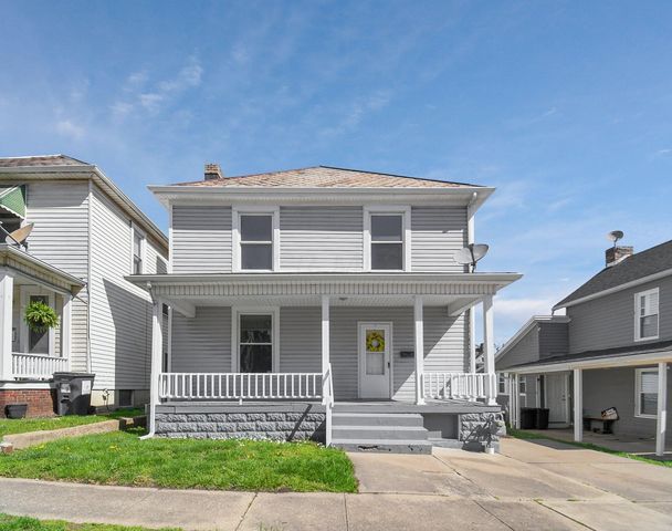 22 W  Front St, Logan, OH 43138