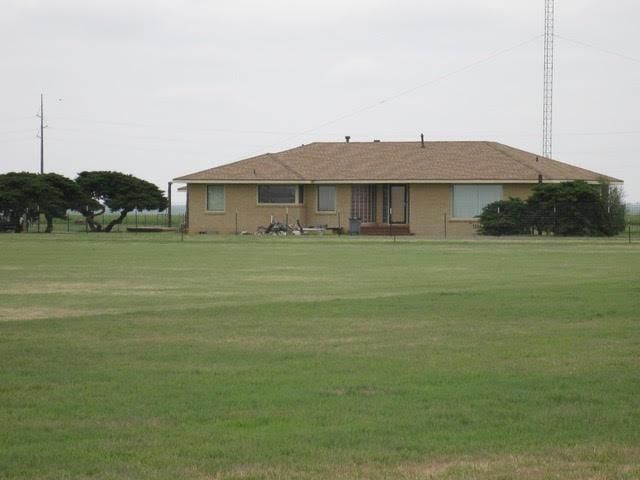 2640 County Road 27, Friona, TX 79035