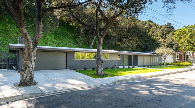 3505 El Lado Dr, Glendale, CA 91208