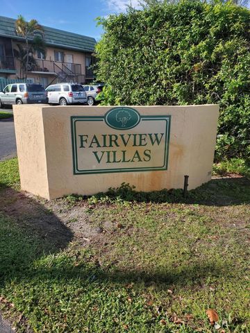 1839 Fairview Villas Dr #2, Palm Springs, FL 33406