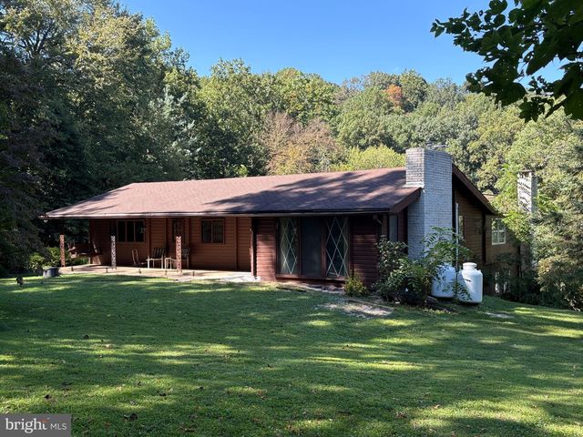 1131 Pennsy Rd, Pequea, PA 17565