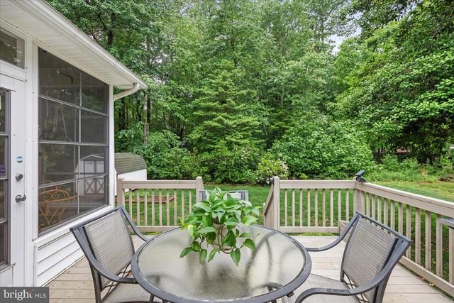 11 Burr Hill Dr, Ocean Pines, MD 21811