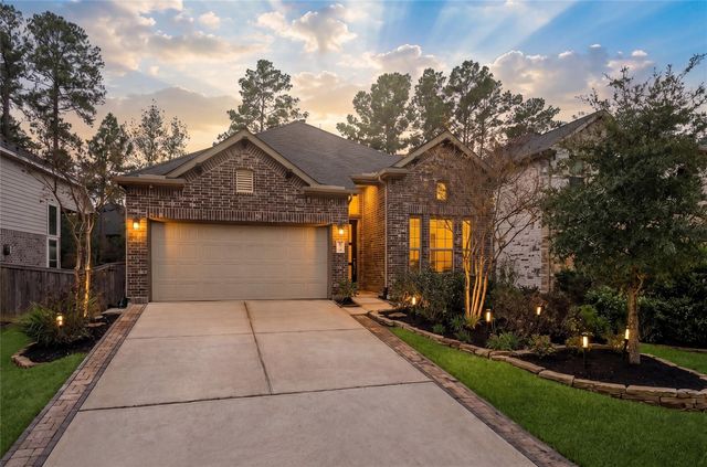 171 Silva Creek Trl, Willis, TX 77318
