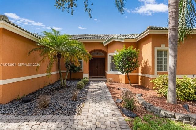 10989 NW 56th Ct, Coral Springs, FL 33076