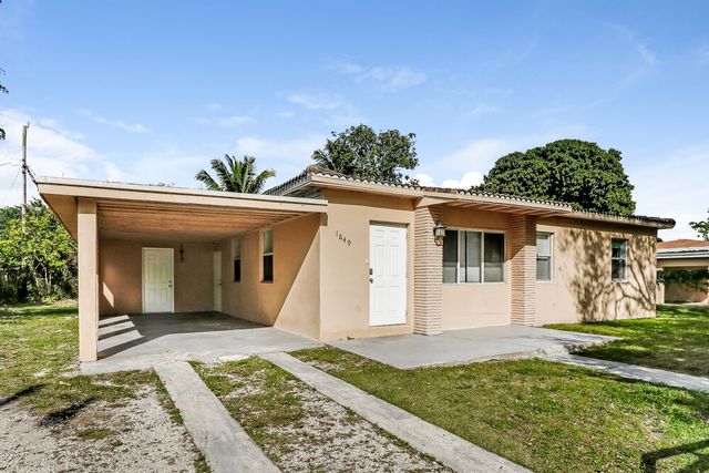 1649 NW 14th Ct, Fort Lauderdale, FL 33311