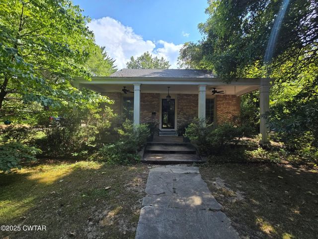 2318 E  Main St, Humboldt, TN 38343