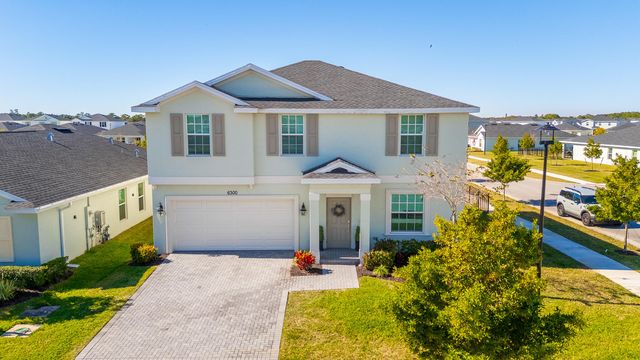 6300 NW Leafmore Lane, Port Saint Lucie, FL 34987