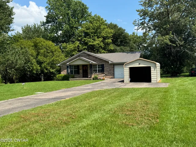 330 W  Main St, Atwood, TN 38220