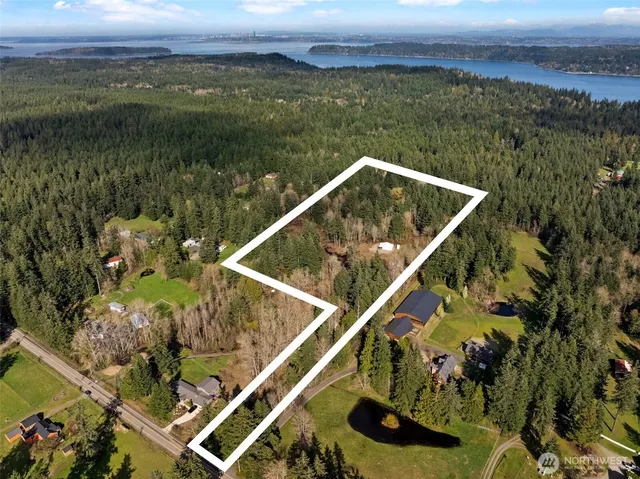 8165 Orchard Avenue SE, Pt Orchard, WA 98367