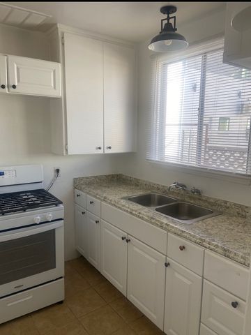 322 E  Cedar Ave, Burbank, CA 91502