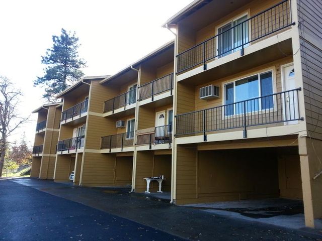 2408 W  10th St   #64, The Dalles, OR 97058