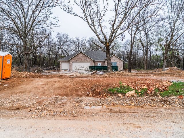 9266 S  Pleasant Valley Rd, Gentry, AR 72734