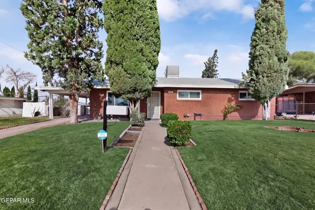 1157 Stanley St, El Paso, TX 79907