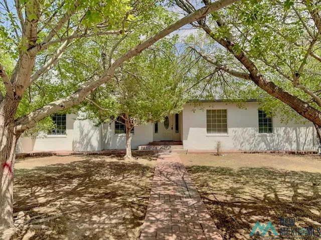 809 S  Roselawn Ave, Artesia, NM 88210