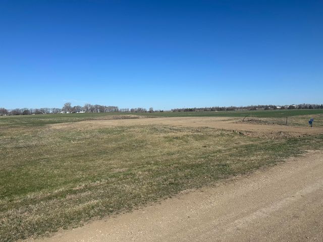 Lot 4 Rumley Ct, Mitchell, SD 57301