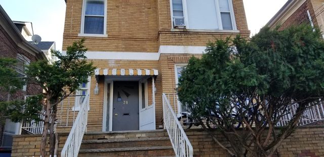 21 Wegman Pkwy #1, Jersey City, NJ 07305