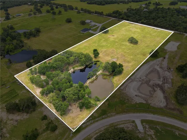 3417 County Road 406, Caldwell, TX 77836
