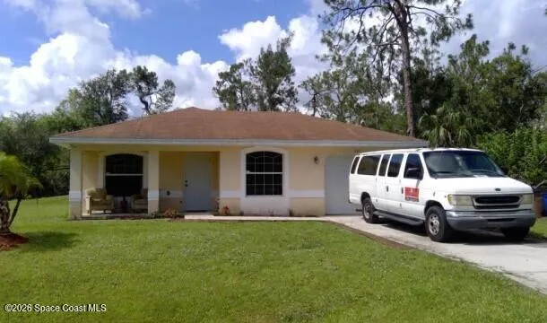301 Johanna Ave, Lehigh Acres, FL 33972