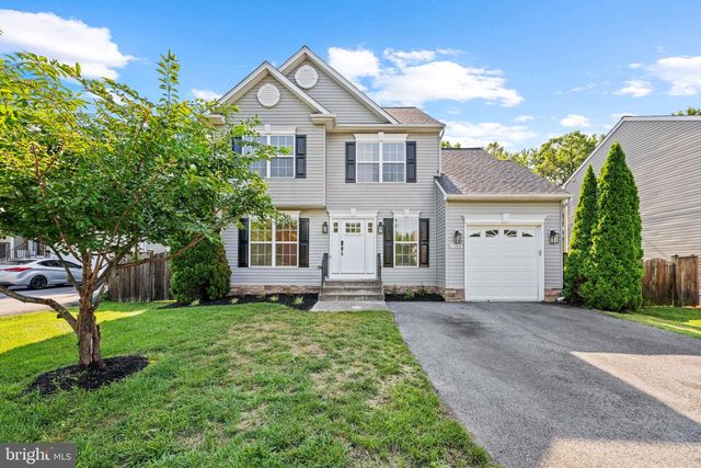 7309 Gardenia Lane Gln, Burnie, MD 21060