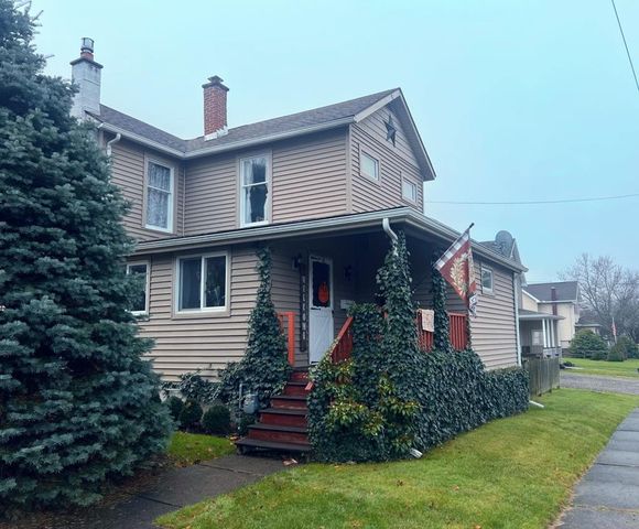 33 1st St, Galeton, PA 16922