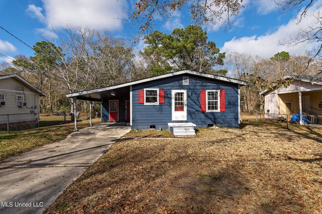 3513 Sherlawn Dr, Moss Point, MS 39563