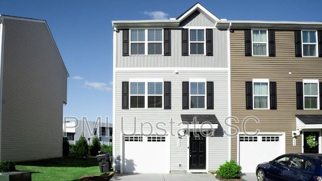 226 Coldwater Creek Ct, Simpsonville, SC 29680