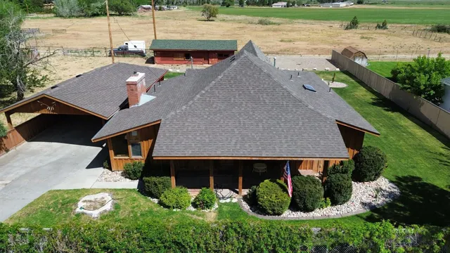 688 Lamoille Rd, Lamoille, NV 89828