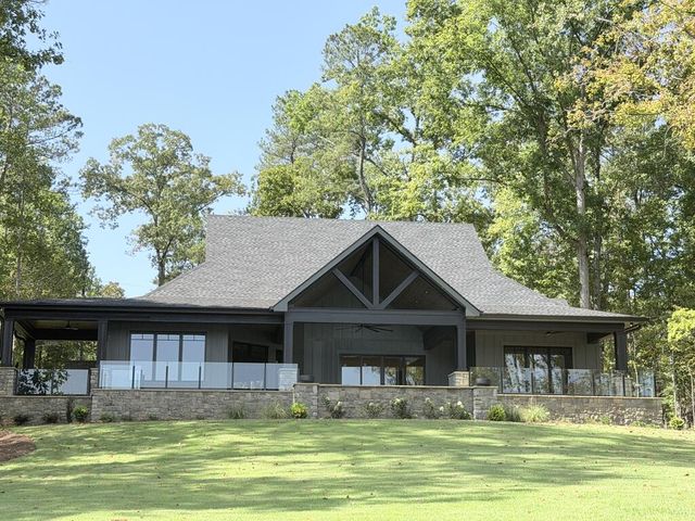 151A Cape Harbour, Milledgeville, GA 30161