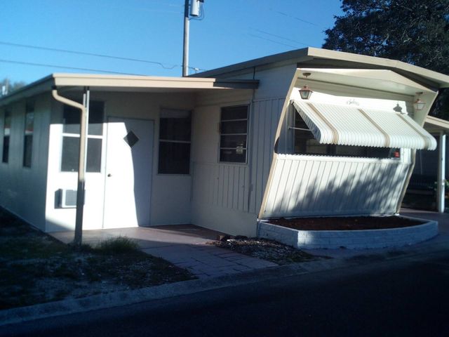 1280 Lakeview Rd   #136, Clearwater, FL 33756