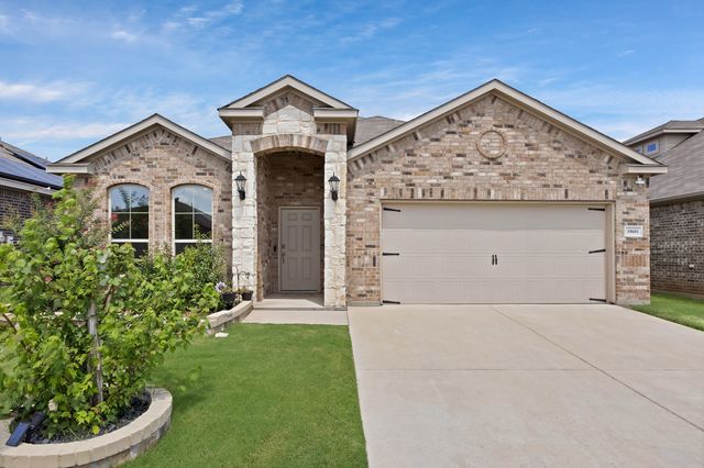 76140 Homes For Sale & 76140 Real Estate - 148 Homes | Trulia
