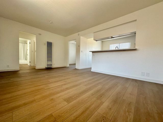 4862 W  118th Pl #2, Hawthorne, CA 90250