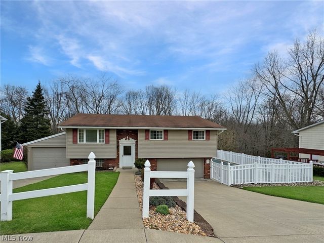 849 N  Overlook Dr, Steubenville, OH 43953