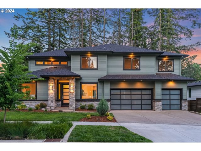 4520 SW 59th Ave, Portland, OR 97221