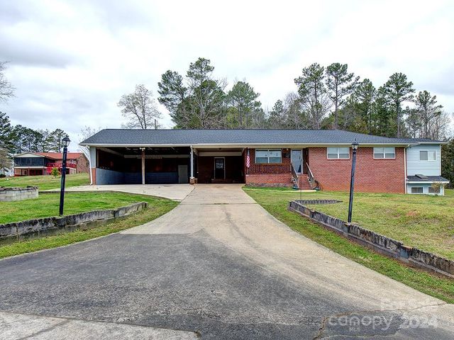 745 Lowrys Hwy, Chester, SC 29706