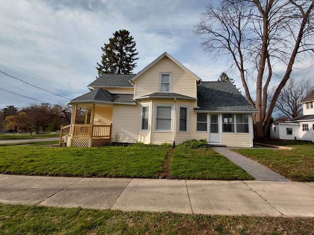 523 S  McAlister Ave, Waukegan, IL 60085