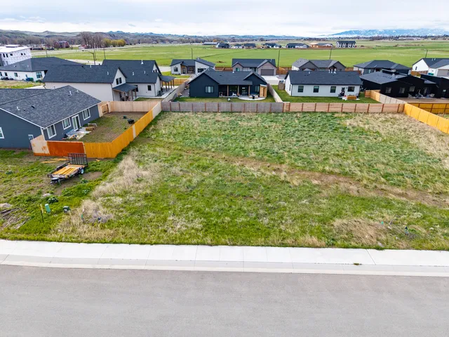 1260/1270 Oxbow Dr, Sheridan, WY 82801