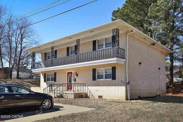 130 N  Poplar St, Dyer, TN 38330
