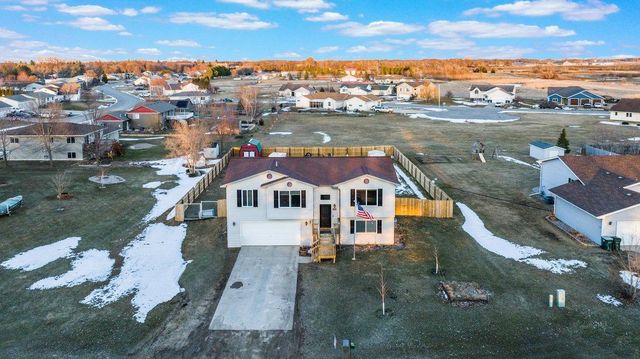 603 W  8th Ave, Osakis, MN 56360