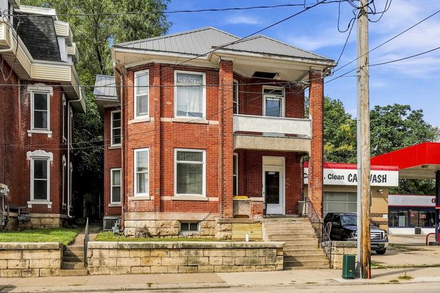 2139 Central Ave, Dubuque, IA 52001