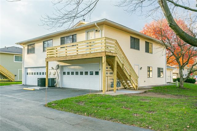 287 E  Linden Ave, East Rochester, NY 14445