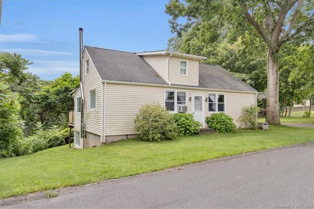 26 Campbell Ave, Vernon, CT 06066