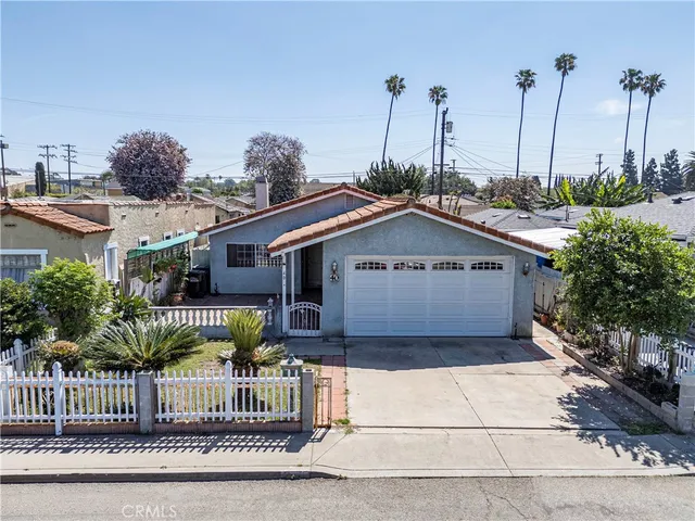 40 W  Zane St, Long Beach, CA 90805