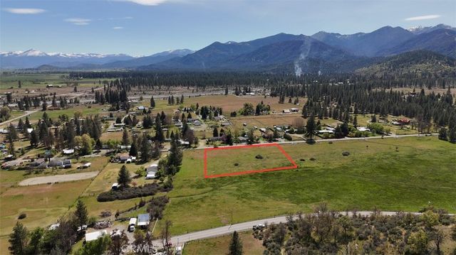 N  Kidder Creek Rd, Fort Jones, CA 96032