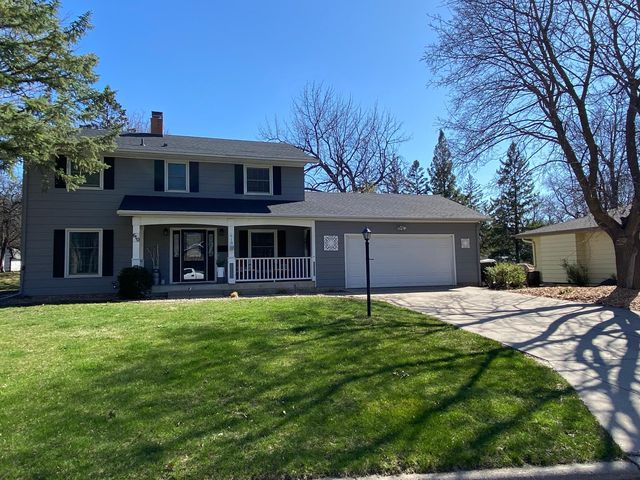 610 3rd Ave SW, Hutchinson, MN 55350