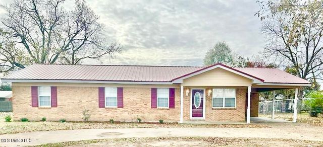 104 Easy St, Indianola, MS 38751
