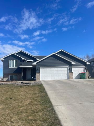 13045 10th Ave S, Zimmerman, MN 55398