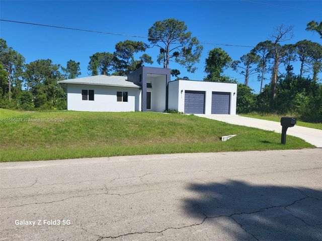 523 Frank Jewett Ave, Other City In The State Of Florida, FL 33974