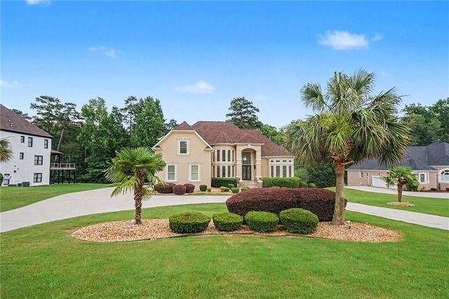 1276 Greenridge Ave, Lithonia, GA 30058