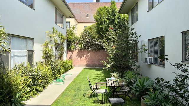 745 S  Plymouth Blvd #3, Los Angeles, CA 90005